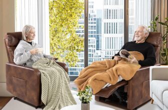 3 Best Small Wall Hugger Recliners