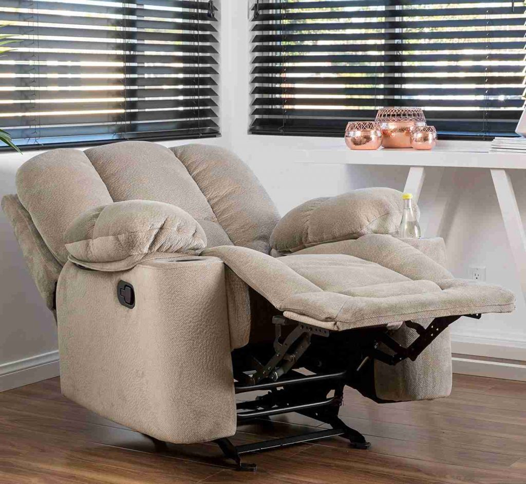 10 Best Recliners under 300 You Won't be able to Live Without